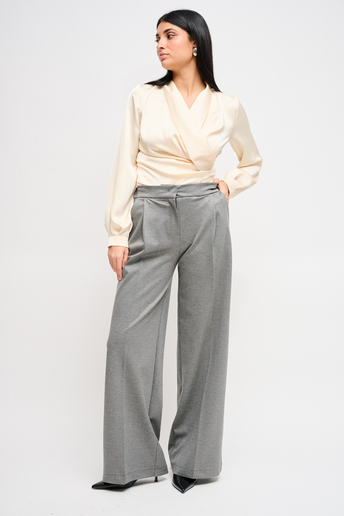 PANTALONI A PALAZZO IN PUNTO MILANO