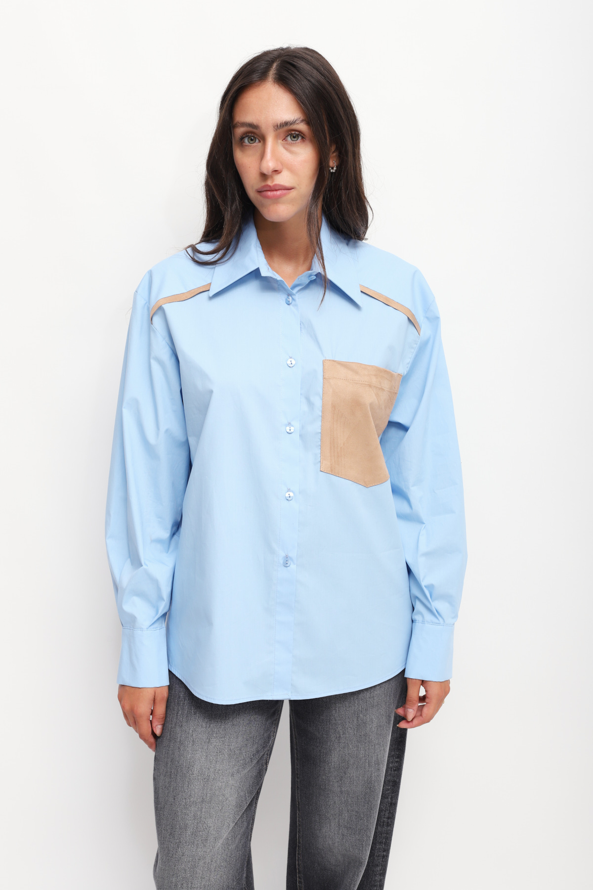 CAMICIA CON INSRTI IN CAMOSCIO