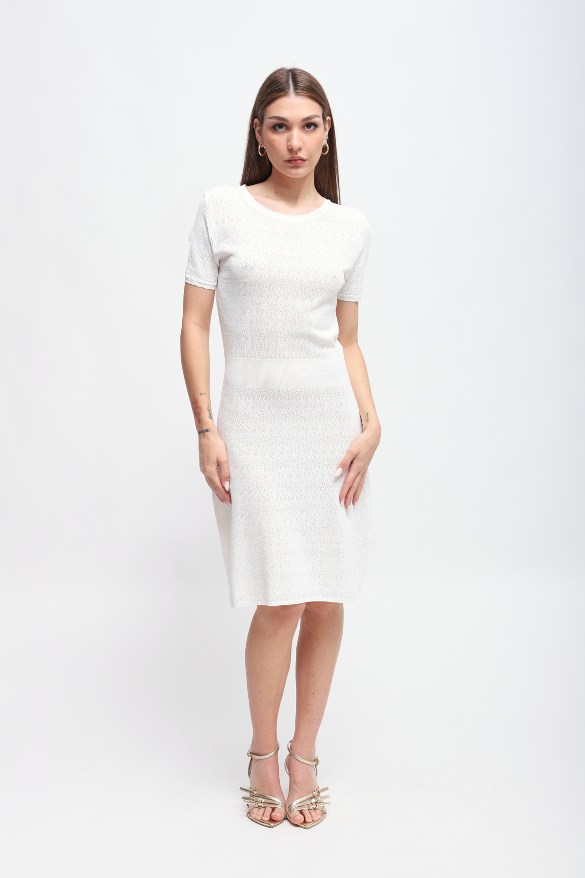 SHORT-SLEEVED OPENWORK KNIT DRESS
