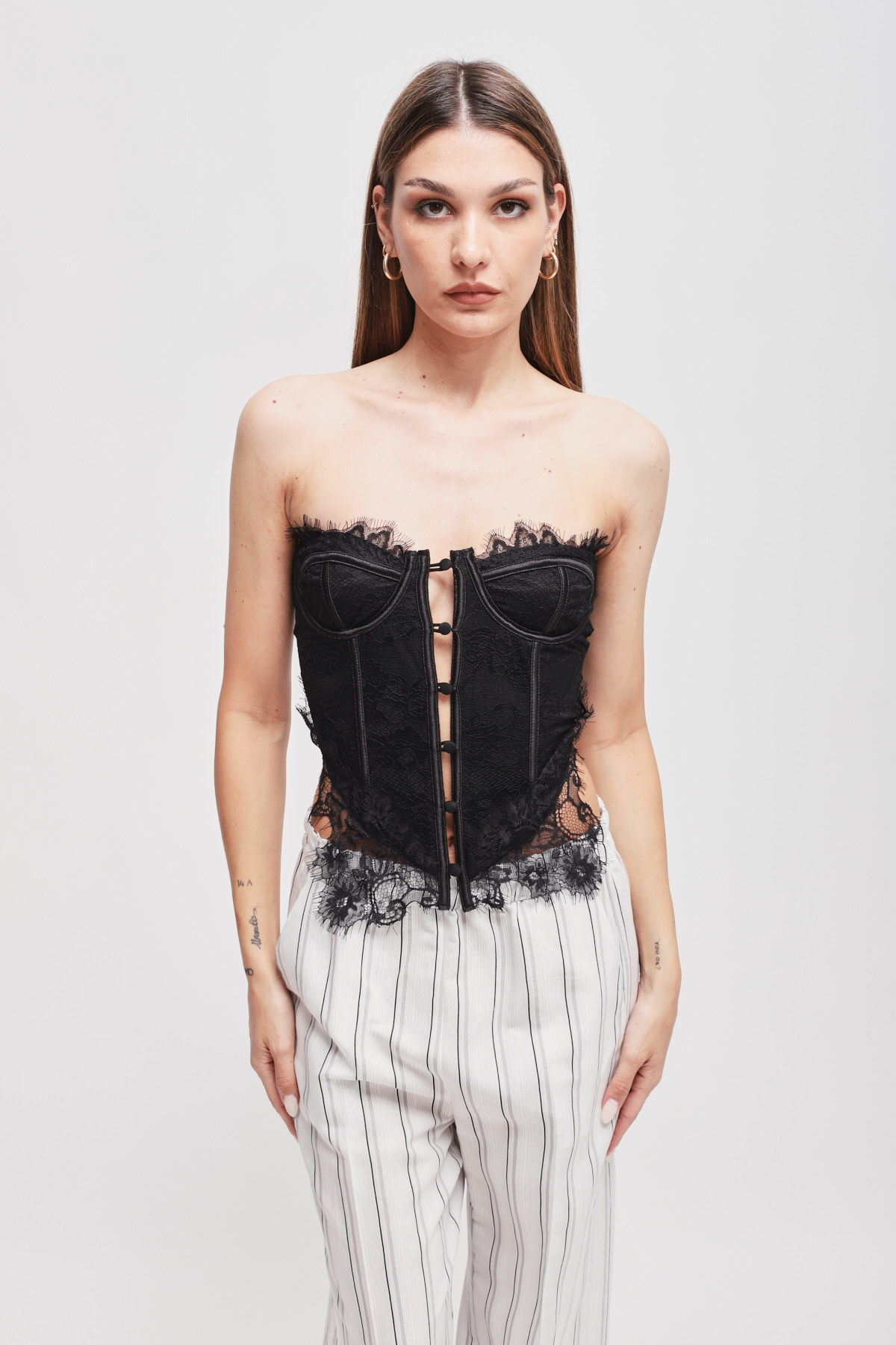 LACE BUSTIER